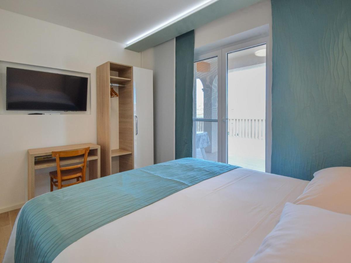 Apartment Mornar-5 By Interhome Traù Esterno foto